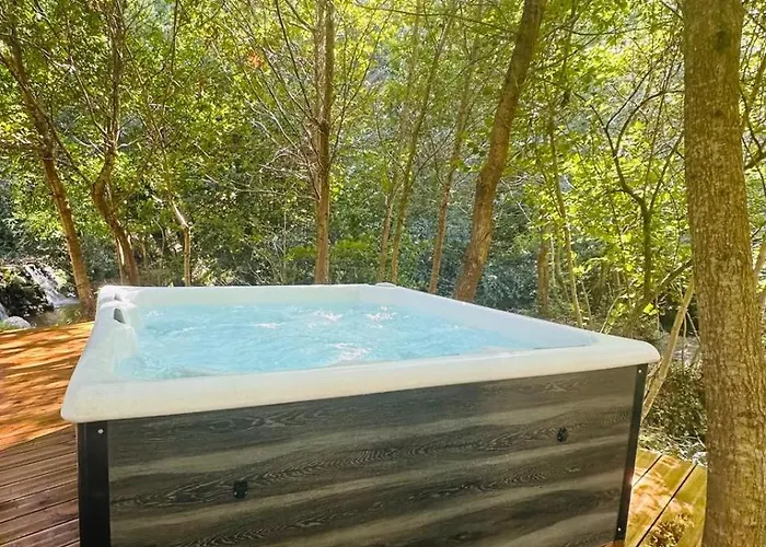 Hétvégi ház Cantinho D'azenha *